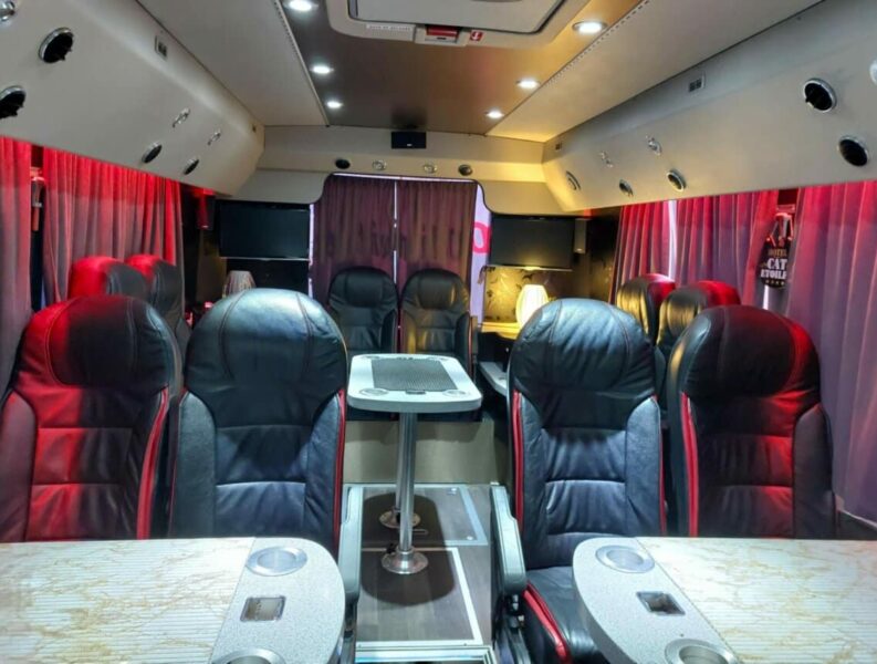 Tourbus Le skull
